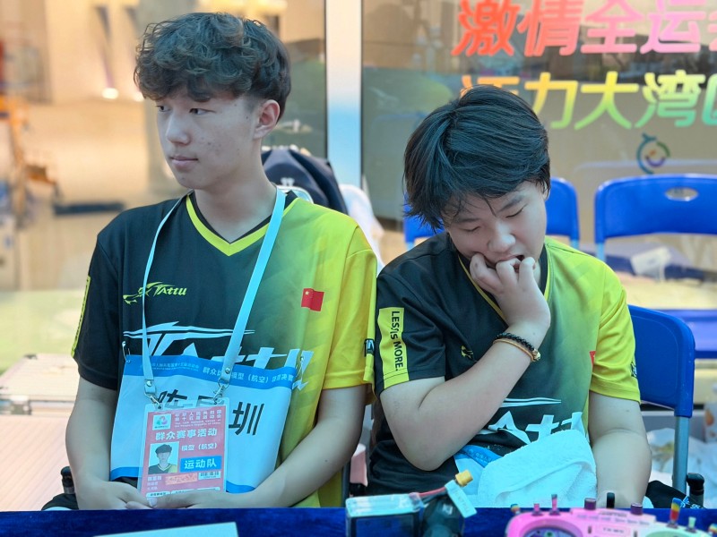 小白、果果，